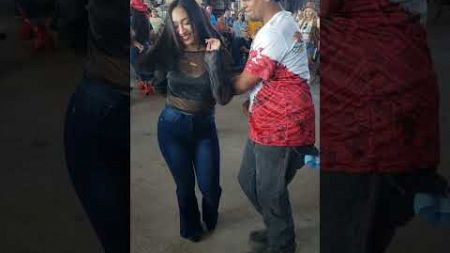 Baile en la pulga de Alamo #baile #dance #muscia #bailando #diversion #music #dancing