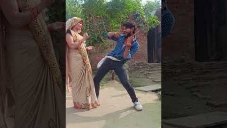 चैत में भौजी गवावे लसोहर। #dance #music #viralvideo #comedy #song #bhojouricomedy #bhojpuri #funny