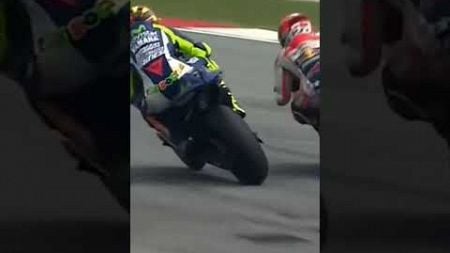 Tikungan maut Rossi vs Marquez #rossi #marquez #motogp #motorsport #masukberanda #trendingshorts