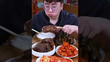 mukbang eating video #Koreanfood #kimchi #shortsfeed #shorts