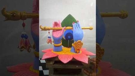 कृष्ण जी की हाथों की आर्ट 🚩🥰 #shorts #youtubeshorts #krishna @S_Baniks_Art @MRINDIANHACKER