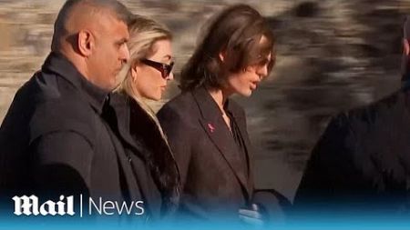 Liam Payne&#39;s girlfriend Kate Cassidy arrives at singer&#39;s funeral