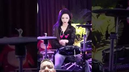 Incredible drummer #架子鼓演奏 #音乐飞扬 #青春律动 #dj #beautifulgirl #drumgirl #drummer