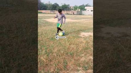 Step over elastico tutorial #football #footballshorts #elastico #footballskills @sadhumarndi#like