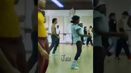 Michael Jackson rehearsing the thriller dance in the early 80s 🔥