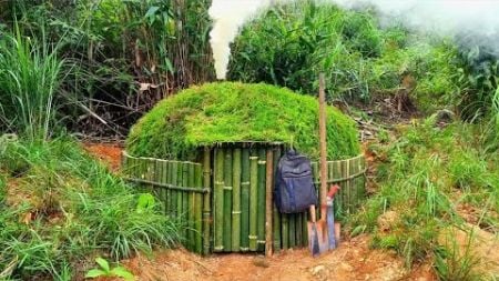 独自闯荡荒野，在山林中用竹木手艺，建造个小竹堡居住还挺奢华！