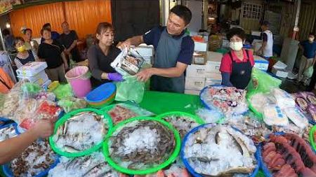 興達港觀光漁港海鮮拍賣興達港王中皇海鮮叫賣