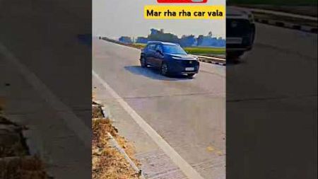 Car vala hutar mar rha hai 🚨😱 || #trafficrules #driver #travel #road #traffic #viralvideo #shorts