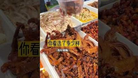 看这入门级的餐饮，这么丰富的菜品，很适合做大众的小餐饮