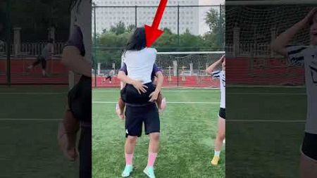 Có người yêu đi cổ vũ thích thật #julia #football #soccergirl #soccer #footballgirl #footballskills