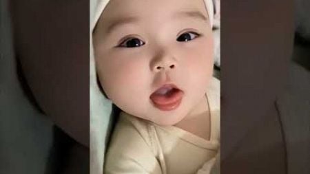 Baby full of emotions and drama😍😍❤️ adorable reaction