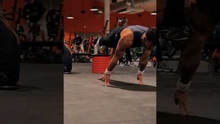 People reaction💀 #planche #gym #motivation #fitness #respect #reaction #calisthenics #streetworkout