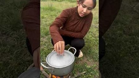 Survival Skills: SMART idea and USEFULin forest#camping#bushcraft#outdoors#survival🥰🥰