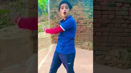 #song #music #love#punjabisong #shortsfeed #bhuradholak #shortmusic#funny#farmani didi ka viral song