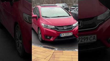 Honda Fit - топ авто для города с ресурсом 400 тыс. км #авто #автомобили #honda