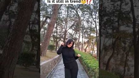 is it still in trend❓️ #youtubeshorts #shorts #trending #dance #apt #rose #foryou #fyp #brunomars