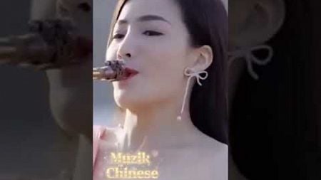 享受最佳生活倾听最美纯音乐小阿枫 爱江山更爱美人此曲震惊天下多情的人百听不厌的经典音乐, 旋律优美动人心弦, 欢快愉悦悦耳动听 A song Beautiful Melody