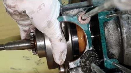 The motorcycle crankshaft is tightly matched like this 摩托車曲軸緊配成這樣【白同學勁戰DIY】