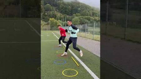 coach_mesut Trainingseinheit des Tages - Folge 399 #fußball #training #teamsport #shorts