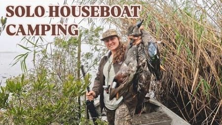 Foggy Morning Duck Hunt at My Off Grid Houseboat! (SOLO TRIP)