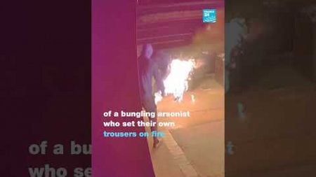 #Australia: Bungling #arsonist sets own trousers on #fire … • FRANCE 24 English